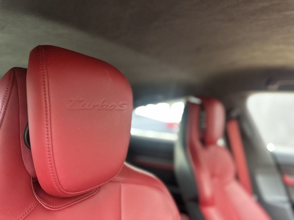 Used Porsche Taycan 2020 for sale - 76474629: Photo 15