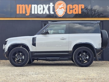 Used Land Rover Defender 2026 for sale - 79072485: Photo