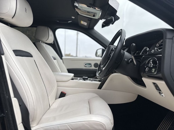 Used Rolls-Royce Cullinan 2021 for sale - 76235768: Photo 17