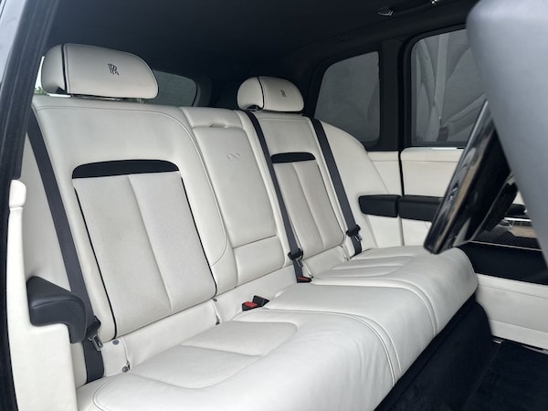 Used Rolls-Royce Cullinan 2021 for sale - 76235768: Photo 27