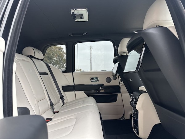 Used Rolls-Royce Cullinan 2021 for sale - 76235768: Photo 29