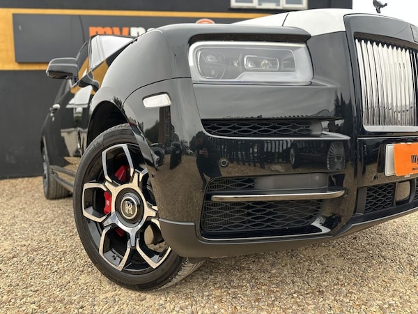 Used Rolls-Royce Cullinan 2021 for sale - 76235768: Photo 2