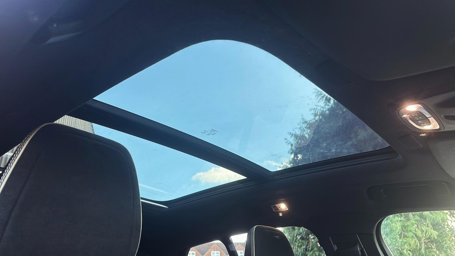 Used Volvo XC40 2017 for sale - 78204145: Photo 19