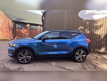 Used Volvo XC40 2017 for sale - 78204145: Photo