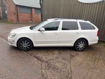 Used Skoda Octavia 2010 for sale - 78428938: Photo