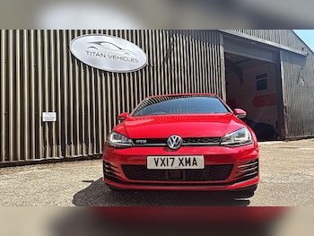 Used Volkswagen Golf 2017 for sale - 79202041: Photo