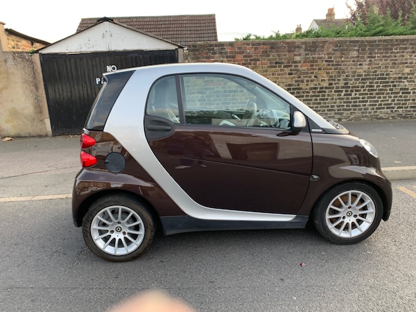 Used smart fortwo 2010 for sale - 76195905: Photo 2