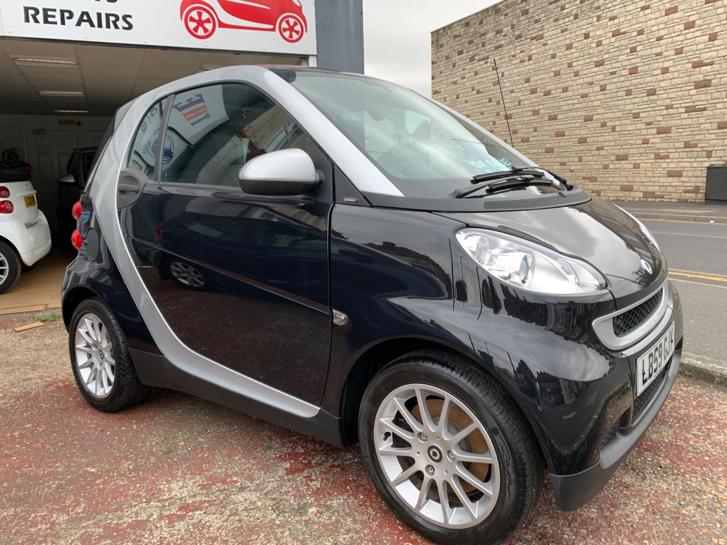 Used smart fortwo 2010 for sale - 76206475: Photo 1