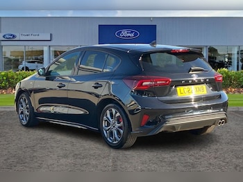 Used Ford Focus 2022 for sale - 76190531: Photo 2