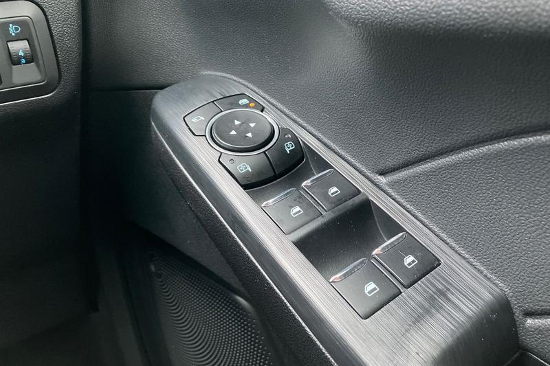 Used Ford Kuga 2025 for sale - 76984863: Photo 16