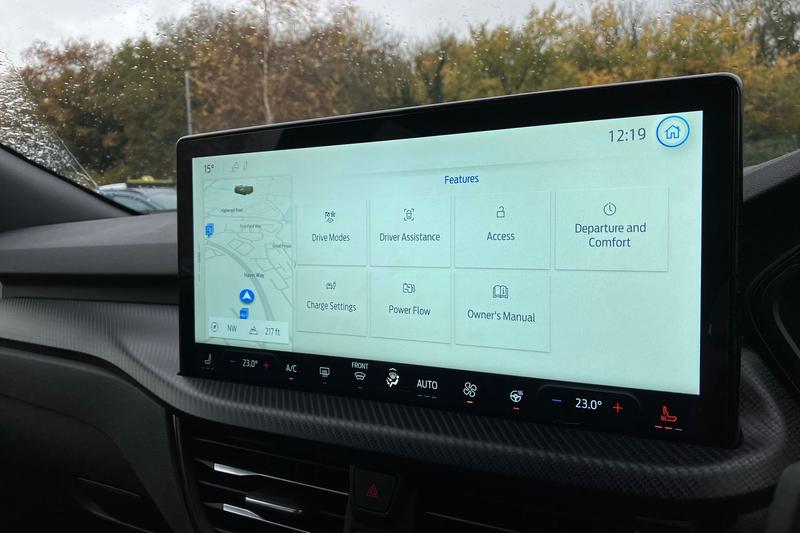 Used Ford Kuga 2025 for sale - 76984863: Photo 27