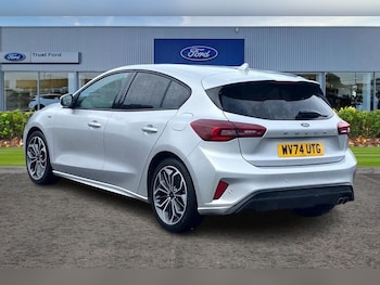Used Ford Focus 2024 for sale - 76322247: Photo 2