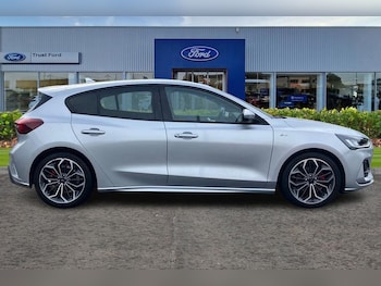 Used Ford Focus 2024 for sale - 76322247: Photo 3