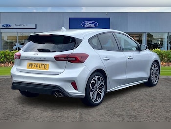 Used Ford Focus 2024 for sale - 76322247: Photo 4