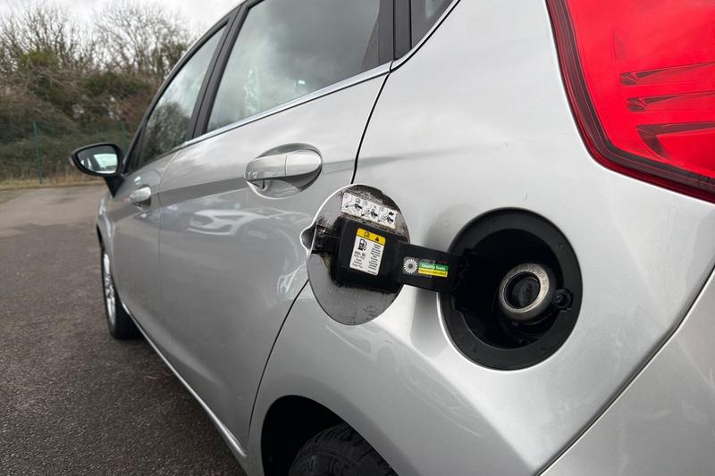 Used Ford Fiesta 2016 for sale - 77505701: Photo 36