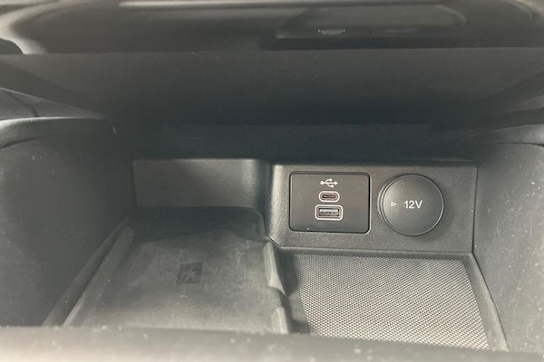 Used Ford Kuga 2024 for sale - 76302786: Photo 25