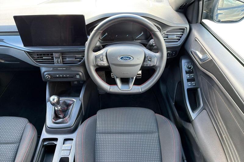 Used Ford Focus 2022 for sale - 78011215: Photo 11