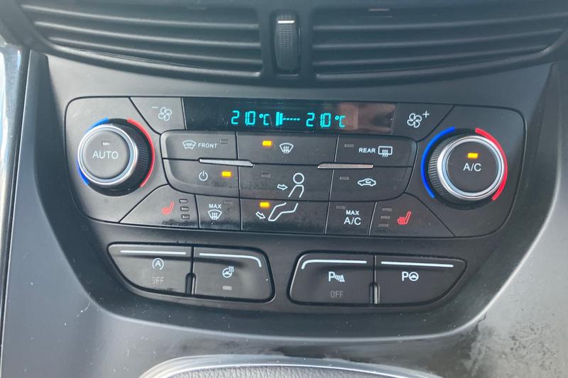 Used Ford Kuga 2017 for sale - 76977366: Photo 25