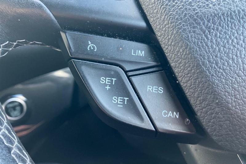 Used Ford Kuga 2017 for sale - 76977366: Photo 34