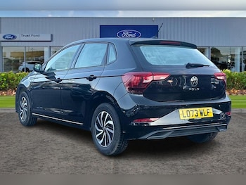 Used Volkswagen Polo 2023 for sale - 76882479: Photo