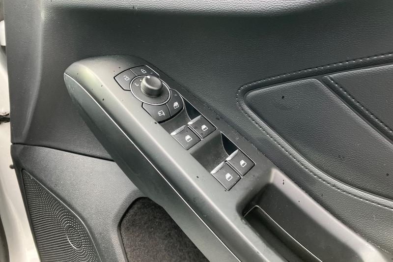 Used Ford Focus 2023 for sale - 76327756: Photo 16