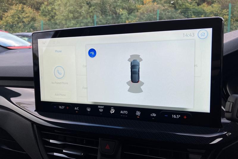 Used Ford Focus 2023 for sale - 76327756: Photo 32