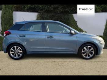 Used Hyundai i20 2015 for sale - 74927240: Photo