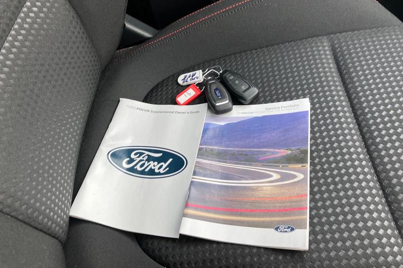 Used Ford Focus 2023 for sale - 76433850: Photo 22