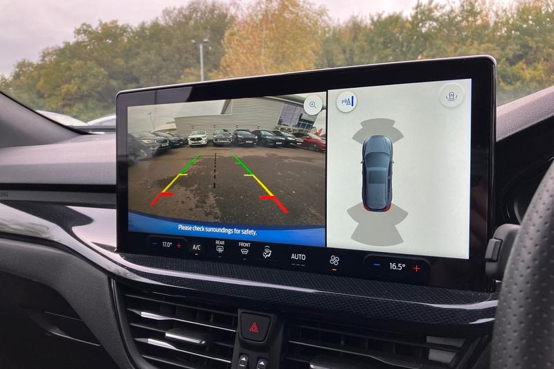 Used Ford Focus 2023 for sale - 76433850: Photo 29