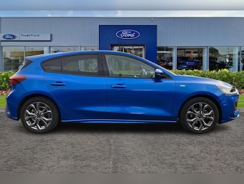 Used Ford Focus 2023 for sale - 76433850: Photo