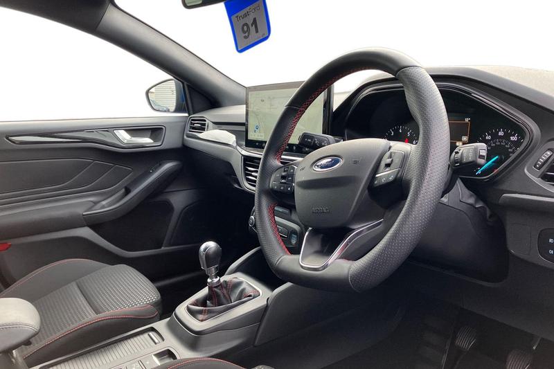 Used Ford Focus 2023 for sale - 76433850: Photo 9