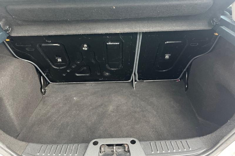 Used Ford Fiesta 2011 for sale - 76508221: Photo 21