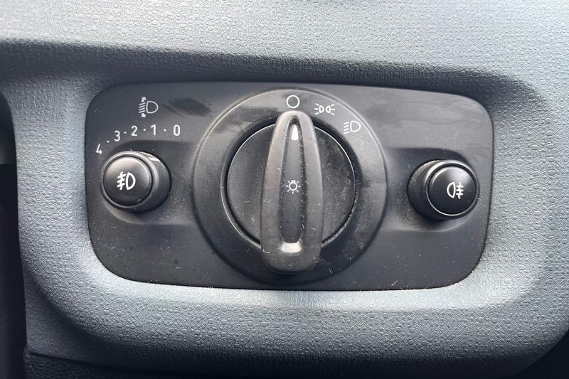 Used Ford Fiesta 2011 for sale - 76508221: Photo 29