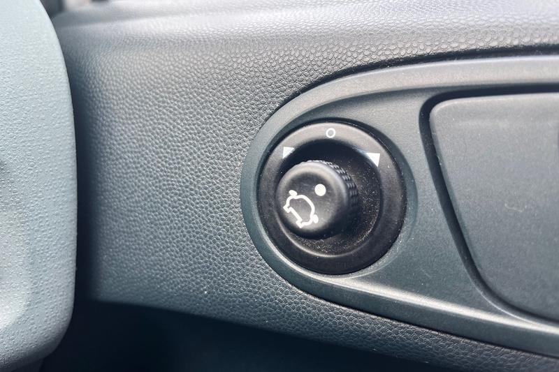 Used Ford Fiesta 2011 for sale - 76508221: Photo 30