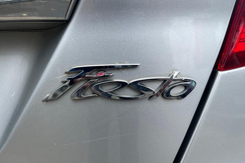 Used Ford Fiesta 2011 for sale - 76508221: Photo 40