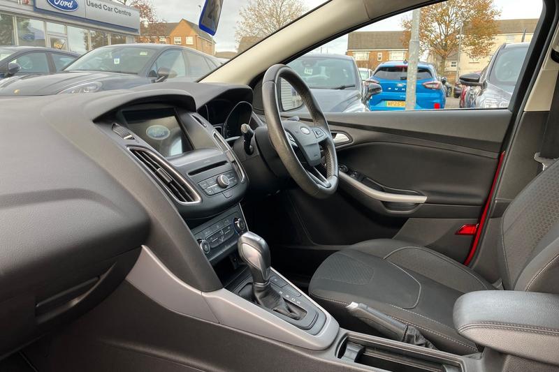 Used Ford Focus 2016 for sale - 76722976: Photo 18