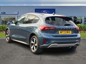 Used Ford Focus 2022 for sale - 76322251: Photo 2