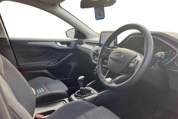 Used Ford Focus 2022 for sale - 76322251: Photo 9
