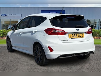 Used Ford Fiesta 2018 for sale - 79208897: Photo