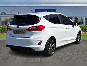 Used Ford Fiesta 2018 for sale - 79208897: Photo