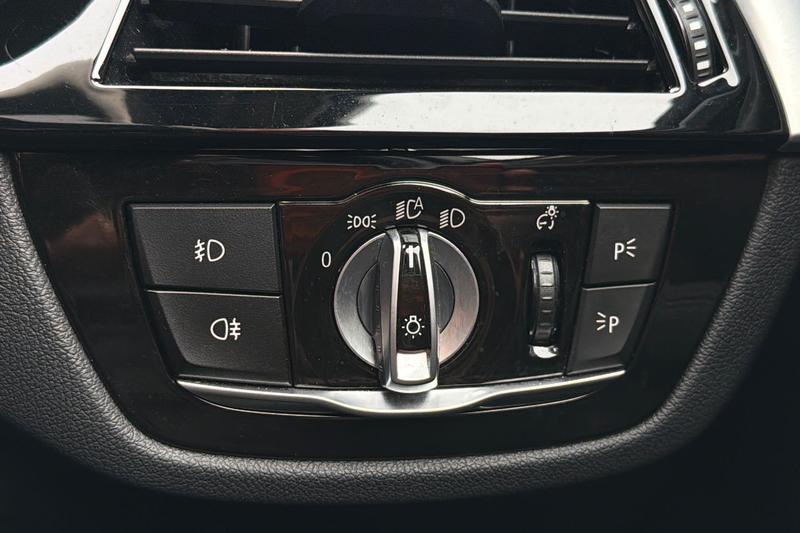 Used BMW 5 Series 2018 for sale - 77989103: Photo 26