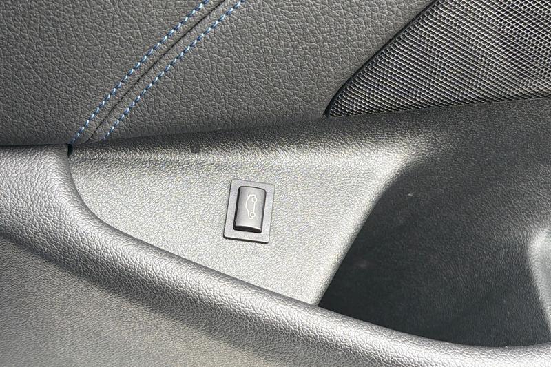 Used BMW 5 Series 2018 for sale - 77989103: Photo 34