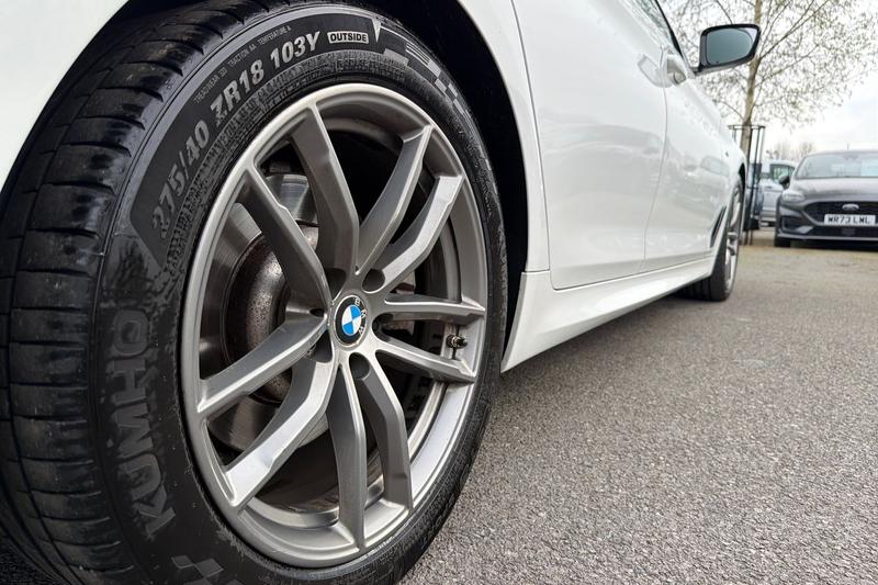 Used BMW 5 Series 2018 for sale - 77989103: Photo 40