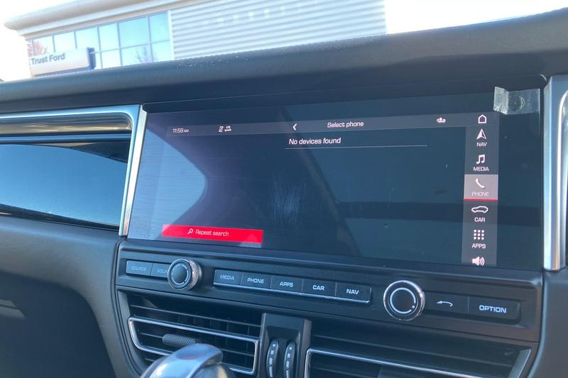 Used Porsche Macan 2020 for sale - 76703171: Photo 26