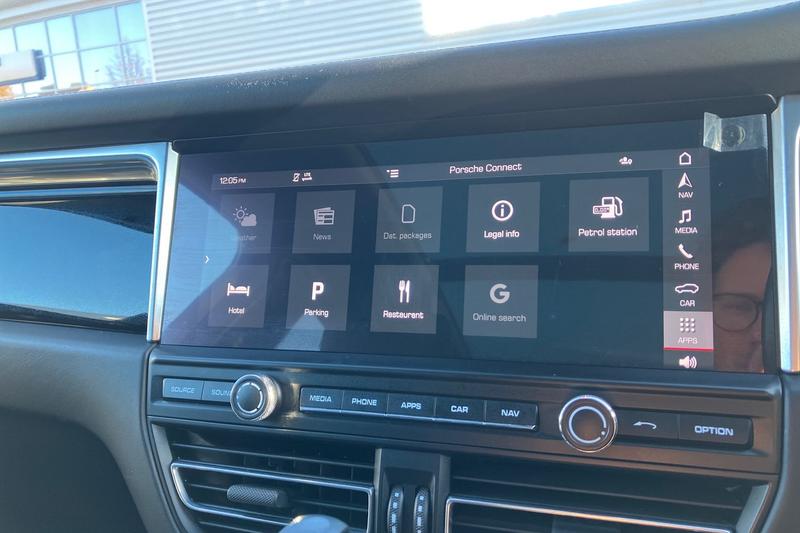 Used Porsche Macan 2020 for sale - 76703171: Photo 30