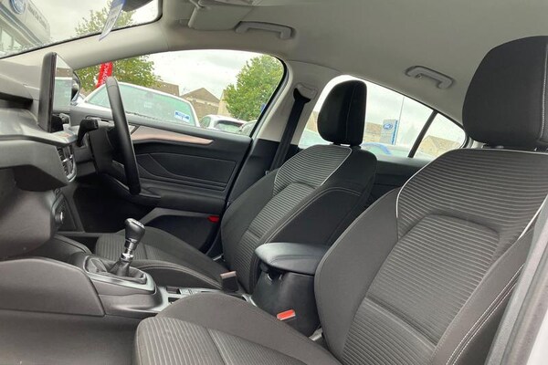 Used Ford Focus 2023 for sale - 76255382: Photo 19