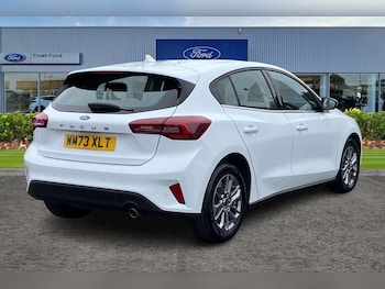 Used Ford Focus 2023 for sale - 76255382: Photo 4