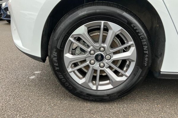 Used Ford Focus 2023 for sale - 76255382: Photo 8