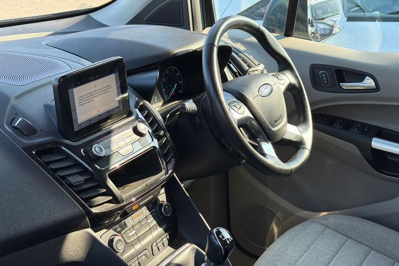 Used Ford Tourneo Connect 2019 for sale - 77951201: Photo 18