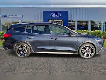 Used Ford Focus 2020 for sale - 76782155: Photo